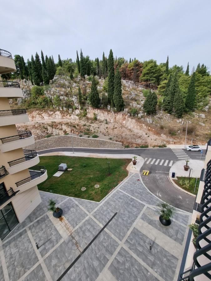 Fantastic New Centre Apartment Podgorica Eksteriør billede