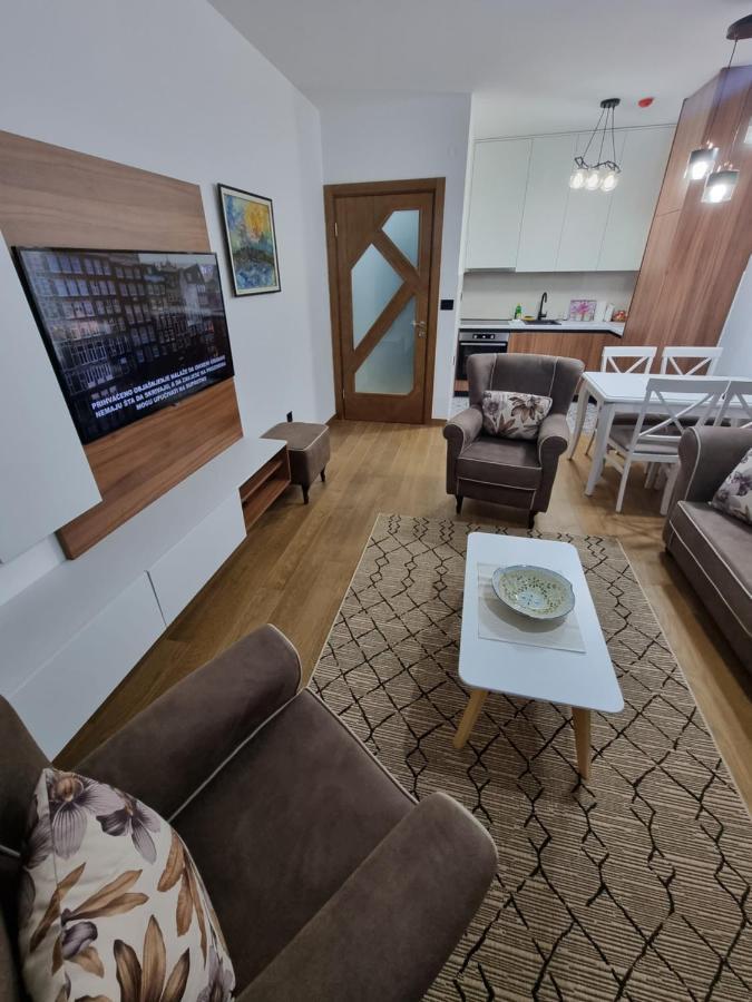 Fantastic New Centre Apartment Podgorica Eksteriør billede