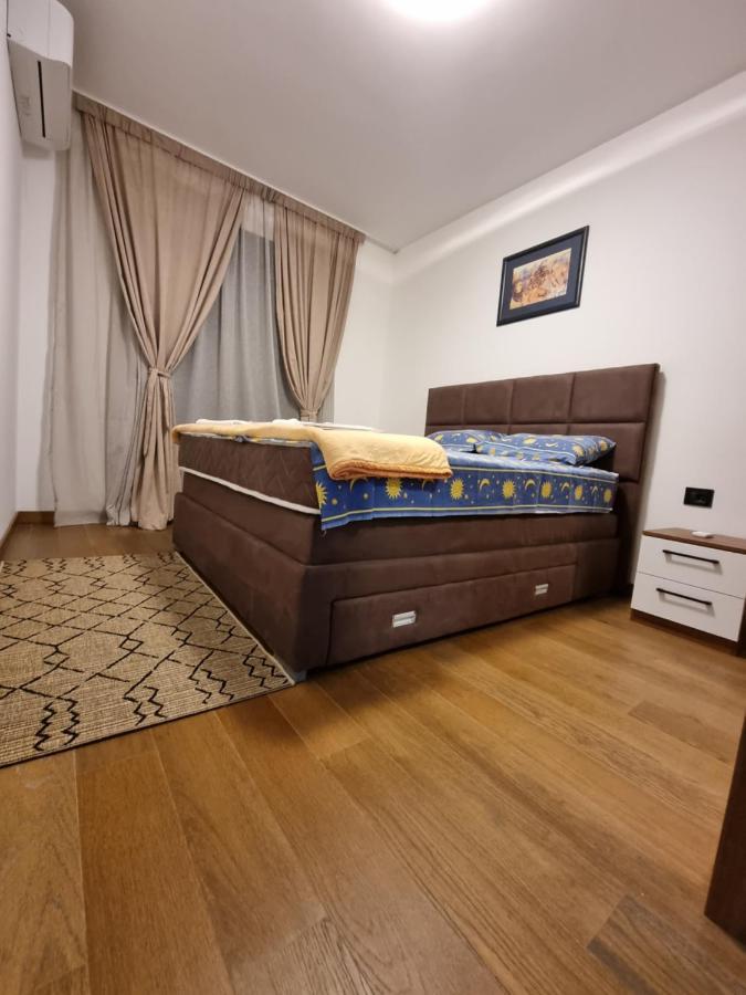 Fantastic New Centre Apartment Podgorica Eksteriør billede