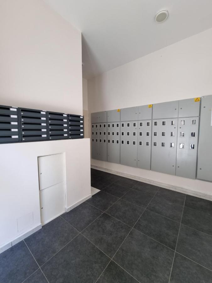 Fantastic New Centre Apartment Podgorica Eksteriør billede